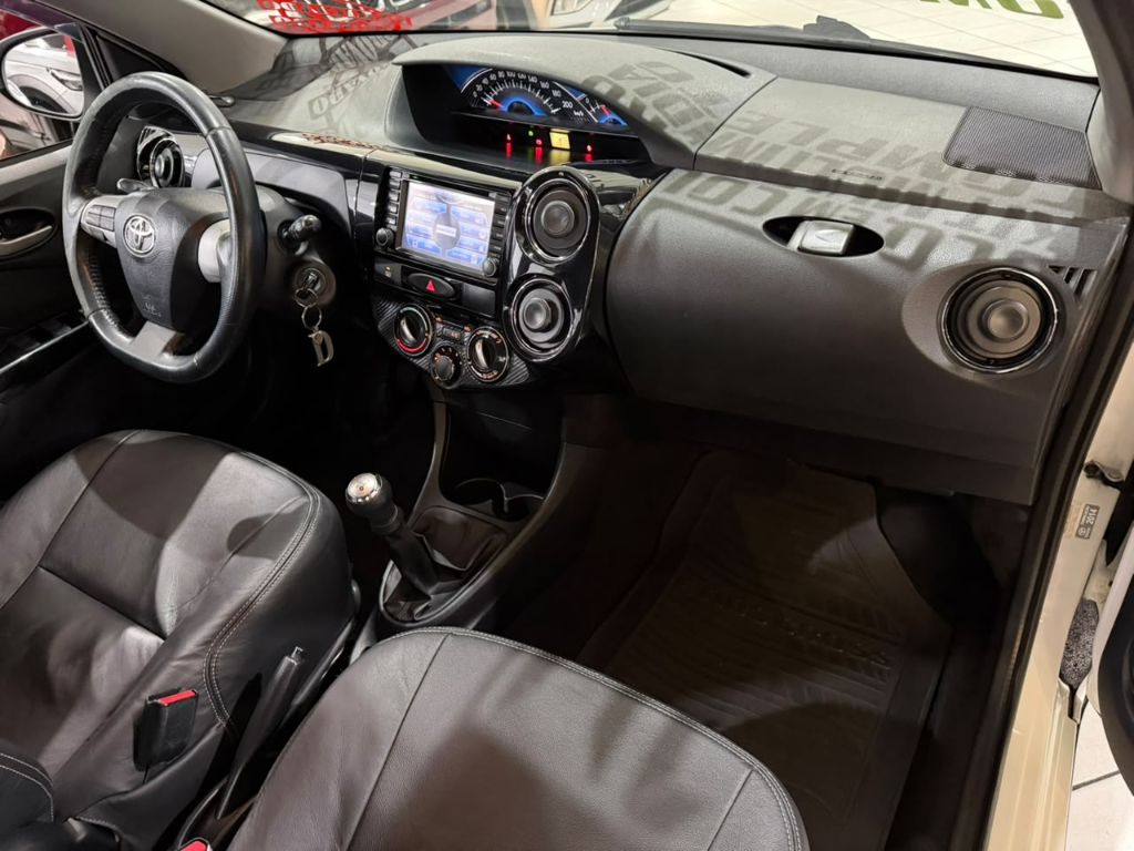 ETIOS CROSS 1.5 16V 4P — foto 10
