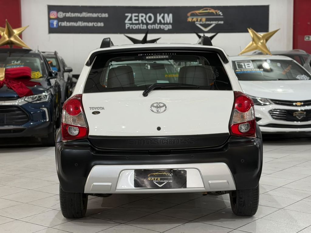 ETIOS CROSS 1.5 16V 4P — foto 5