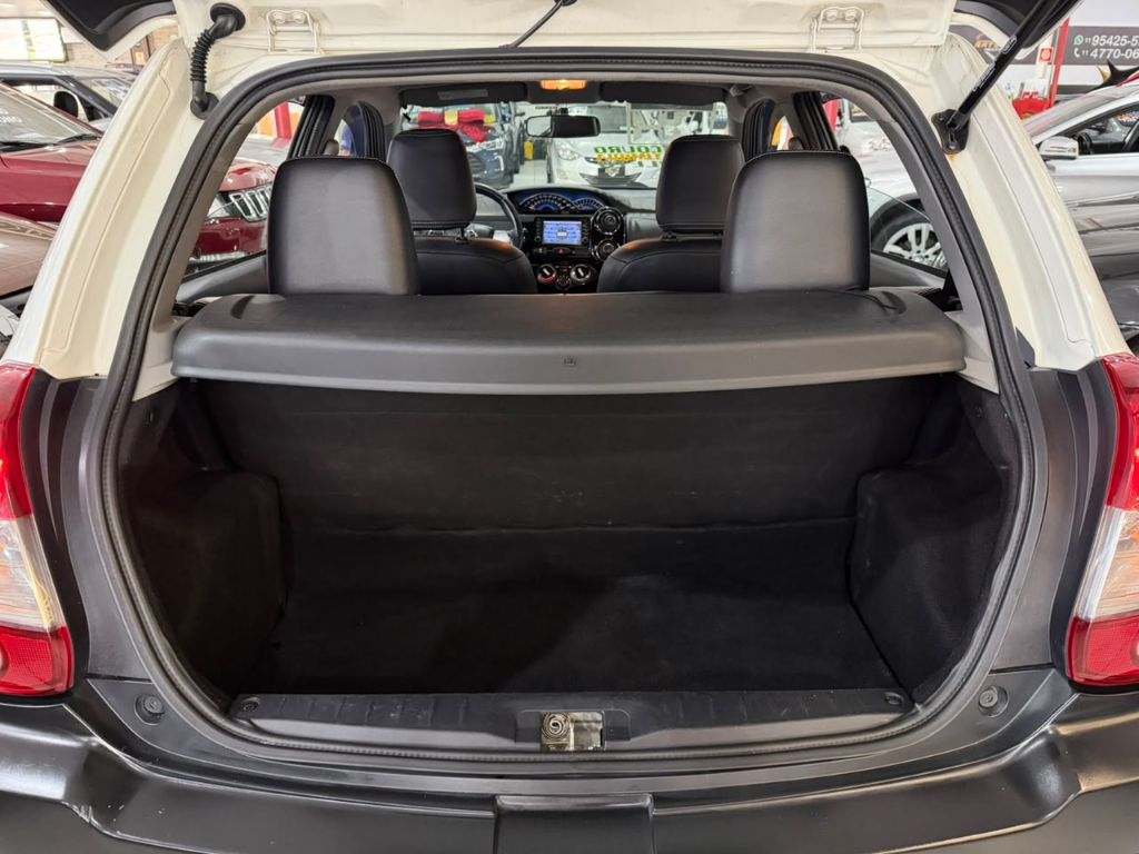 ETIOS CROSS 1.5 16V 4P — foto 12