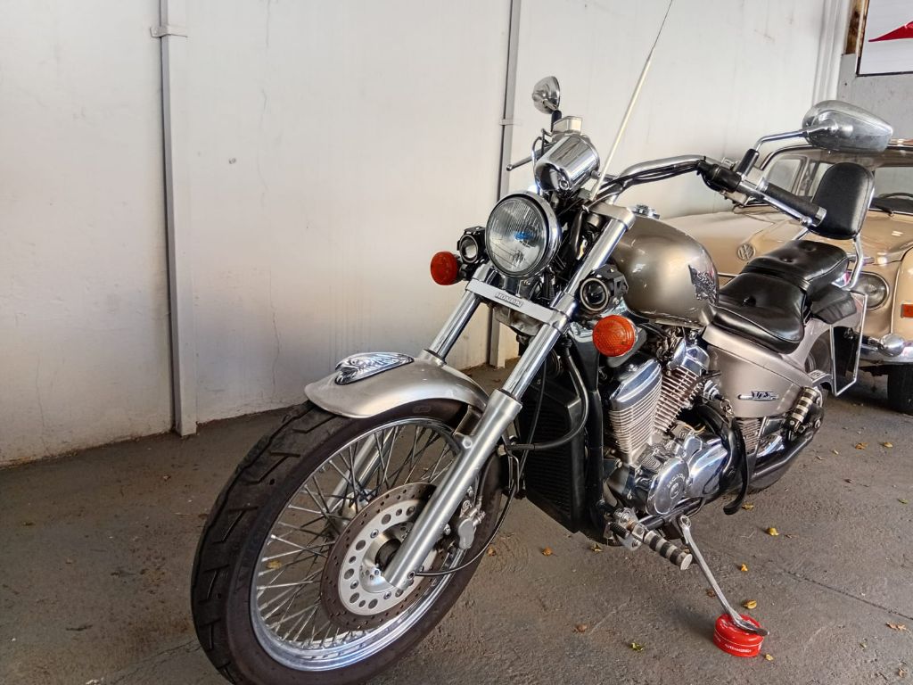VT 600 C SHADOW — foto 2