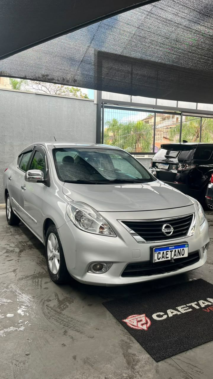 VERSA SL 1.6 16V Flex Fuel 4p Mec. — foto 1