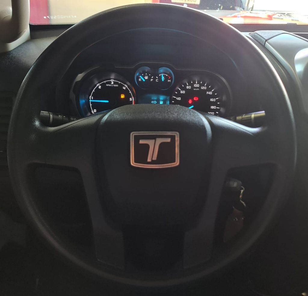 T-4 4x4 3.2 20V Tdi Cap. Rígida Diesel — foto 13