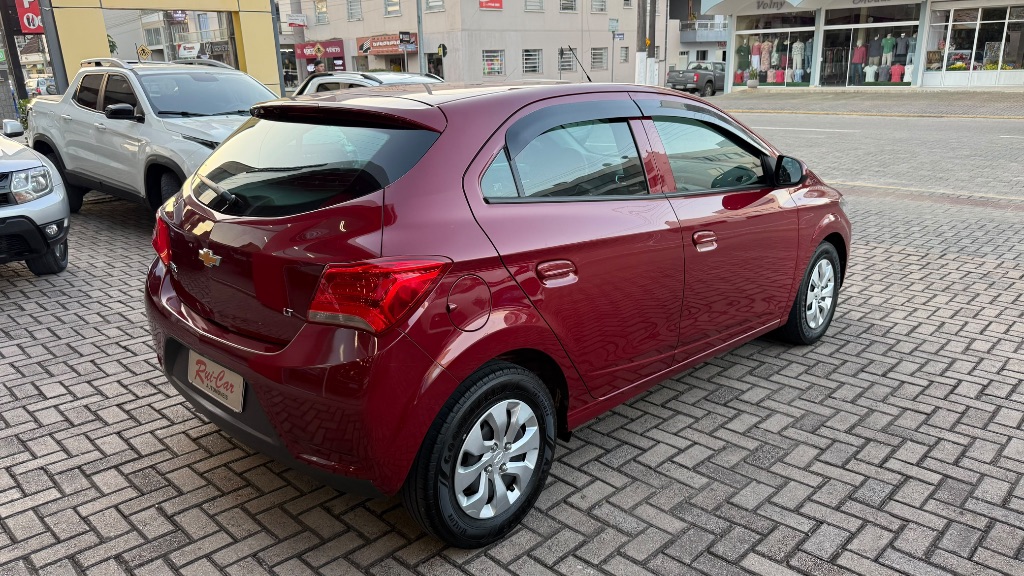 ONIX HATCH LT 1.0 8V FlexPower 5p Mec. — foto 3