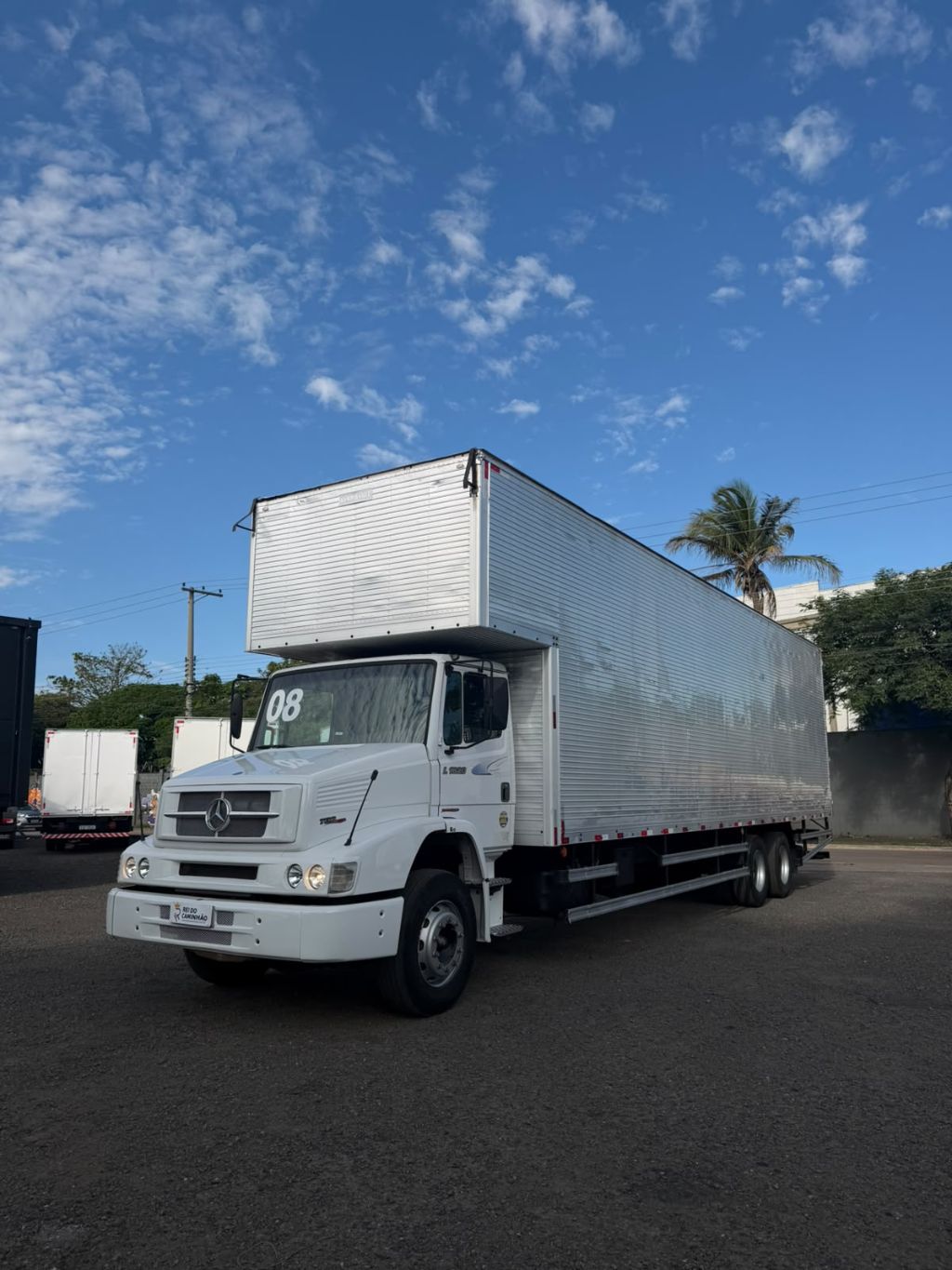 L-1620 3-Eixos 2p (diesel) — foto 1