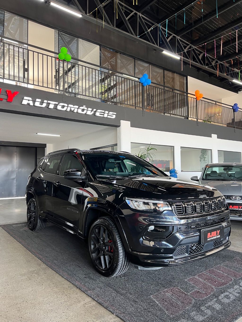 COMPASS Black Hurricane 2.0 4x4 TB Aut. — foto 1