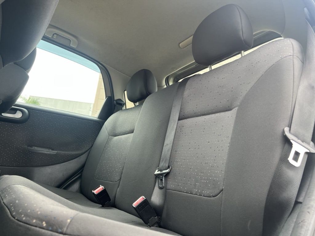 GM CORSA HATCH PREMIUM 1.4 — foto 9