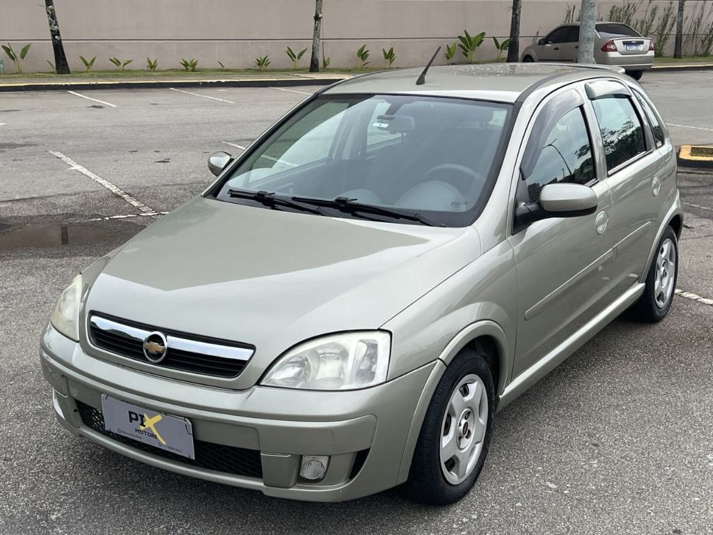 GM CORSA HATCH PREMIUM 1.4 — foto 1