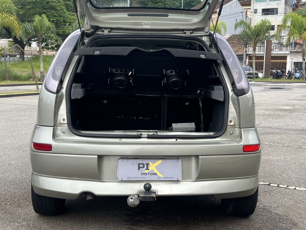 GM CORSA HATCH PREMIUM 1.4 — foto 7