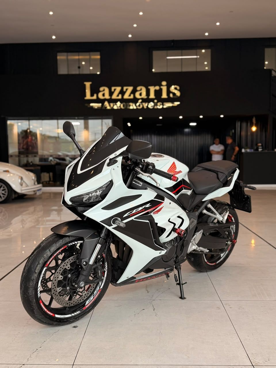 CBR 650 R — foto 1