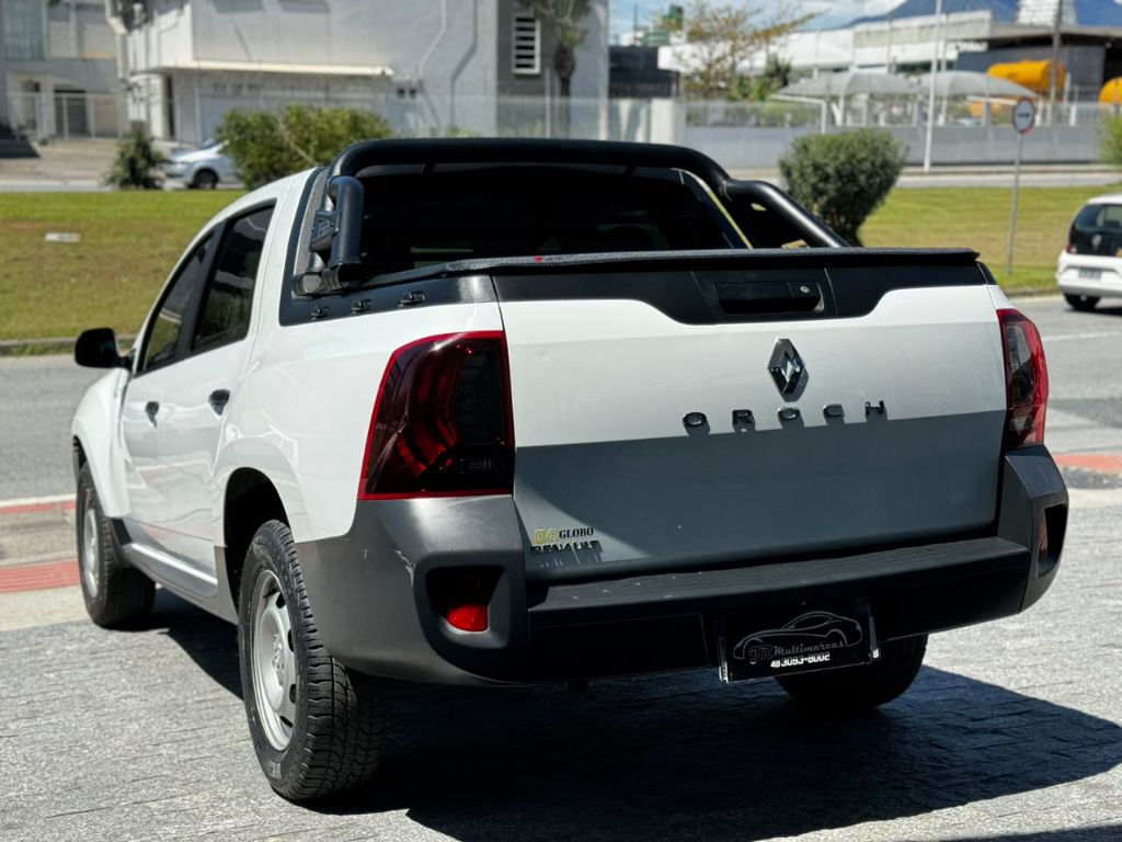 DUSTER OROCH Dyna. 1.6 Flex 16V Mec. — foto 6
