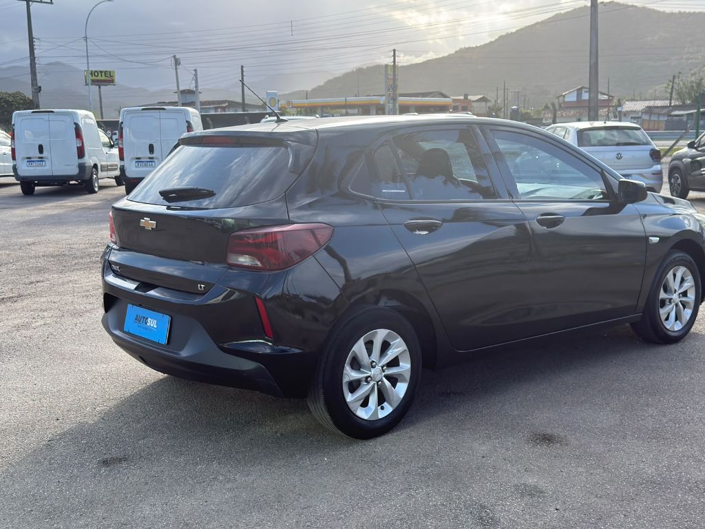 ONIX HATCH LT 1.0 12V Flex 5p Mec. — foto 5