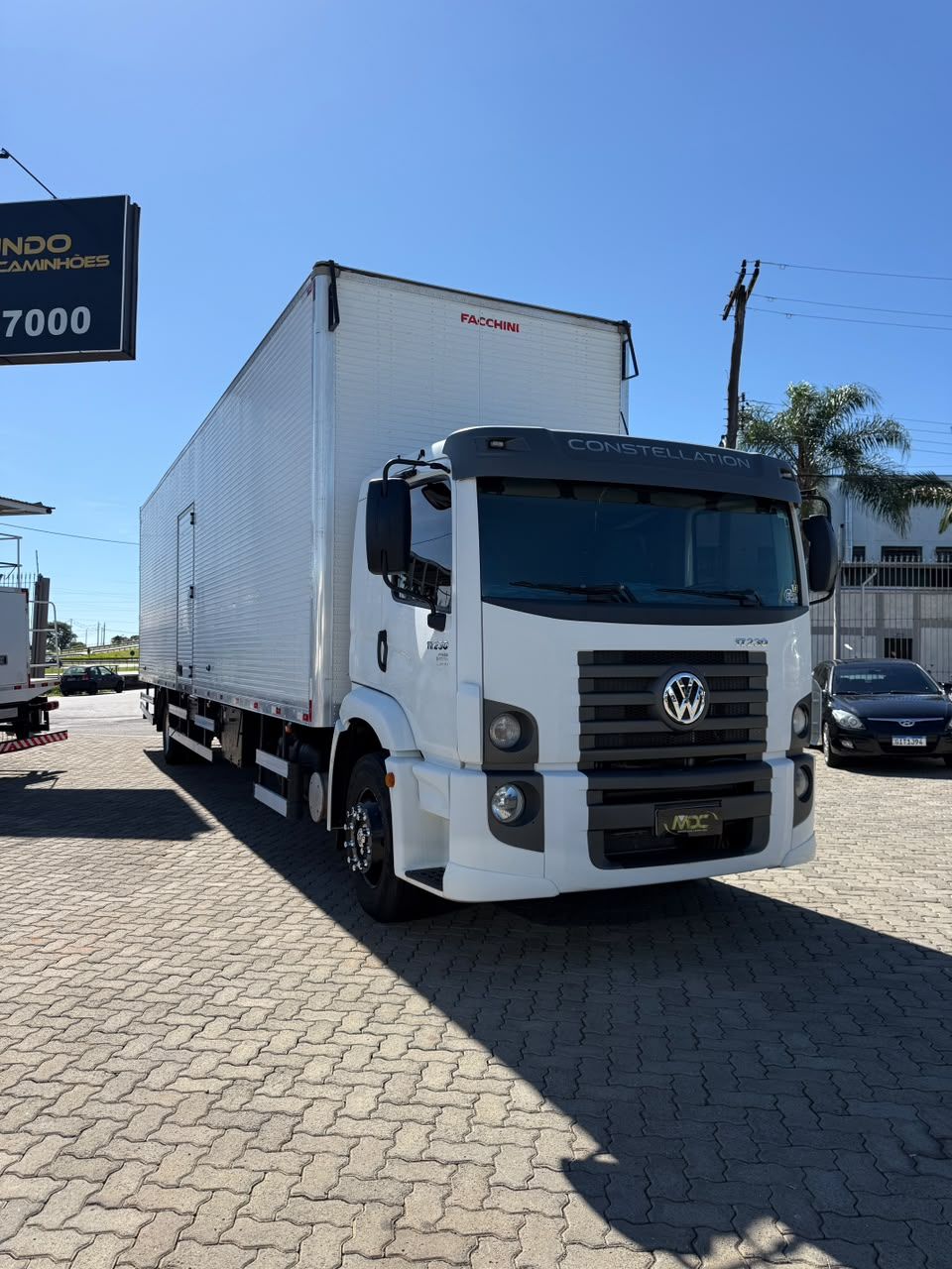 Vw 17-230 - BAÚ SECO  — foto 3