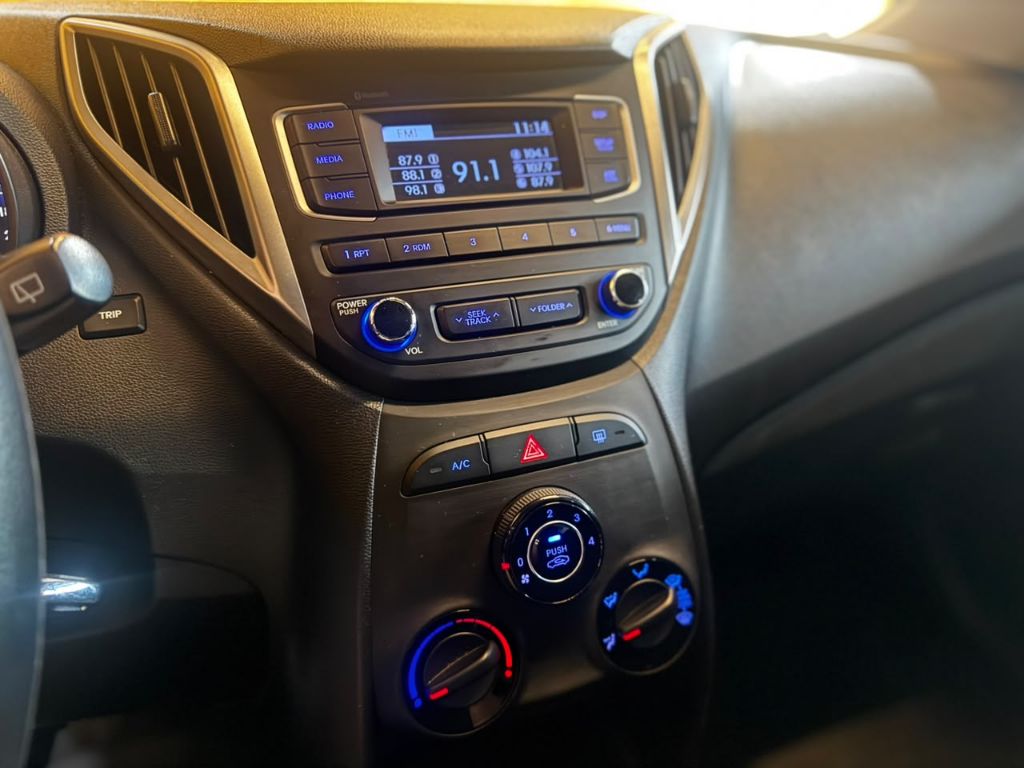 HB20 Unique 1.0 Flex 12V Mec. — foto 9