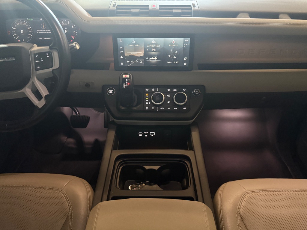 Defender 90 2.0 Turbo SE Si4 Aut. — foto 9