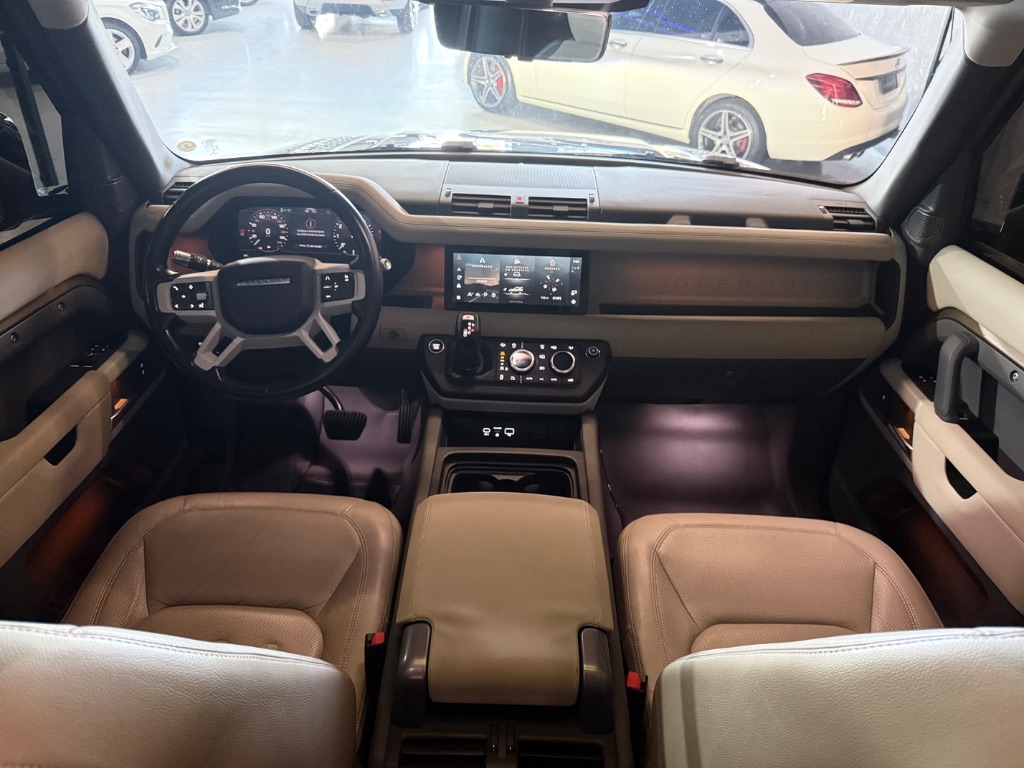 Defender 90 2.0 Turbo SE Si4 Aut. — foto 8