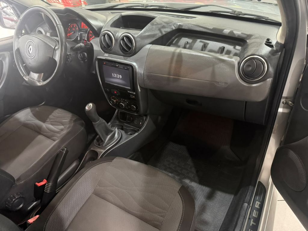 DUSTER 1.6 16V DYNAMIQUE 4P — foto 10