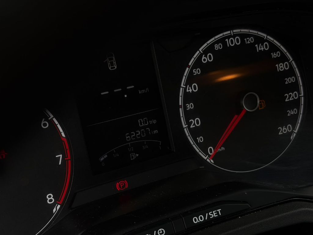 VW POLO TRACK 1.0  — foto 2