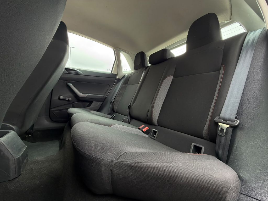VW POLO TRACK 1.0  — foto 9