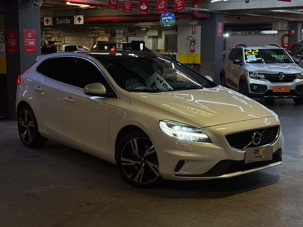 V40 T-5 R-DESIGN 2.0 Aut. — foto 17