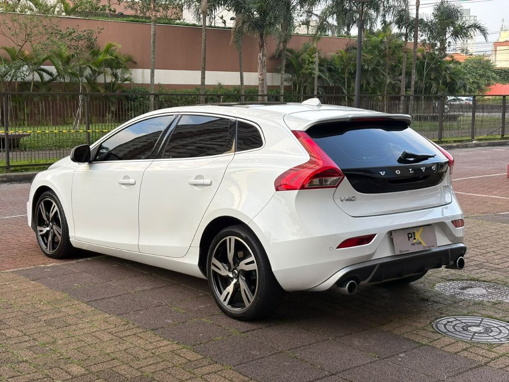 V40 T-5 R-DESIGN 2.0 Aut. — foto 11