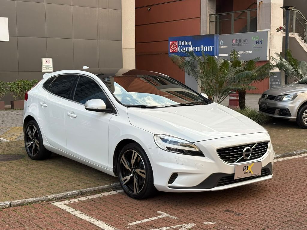 V40 T-5 R-DESIGN 2.0 Aut. — foto 1