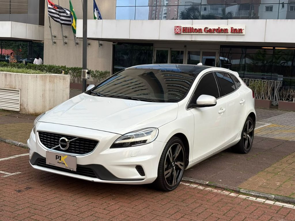 V40 T-5 R-DESIGN 2.0 Aut. — foto 15