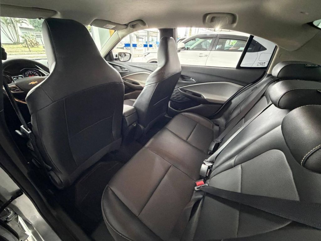Onix SED. Plus PREM. 1.0 12V TB Flex Aut — foto 7