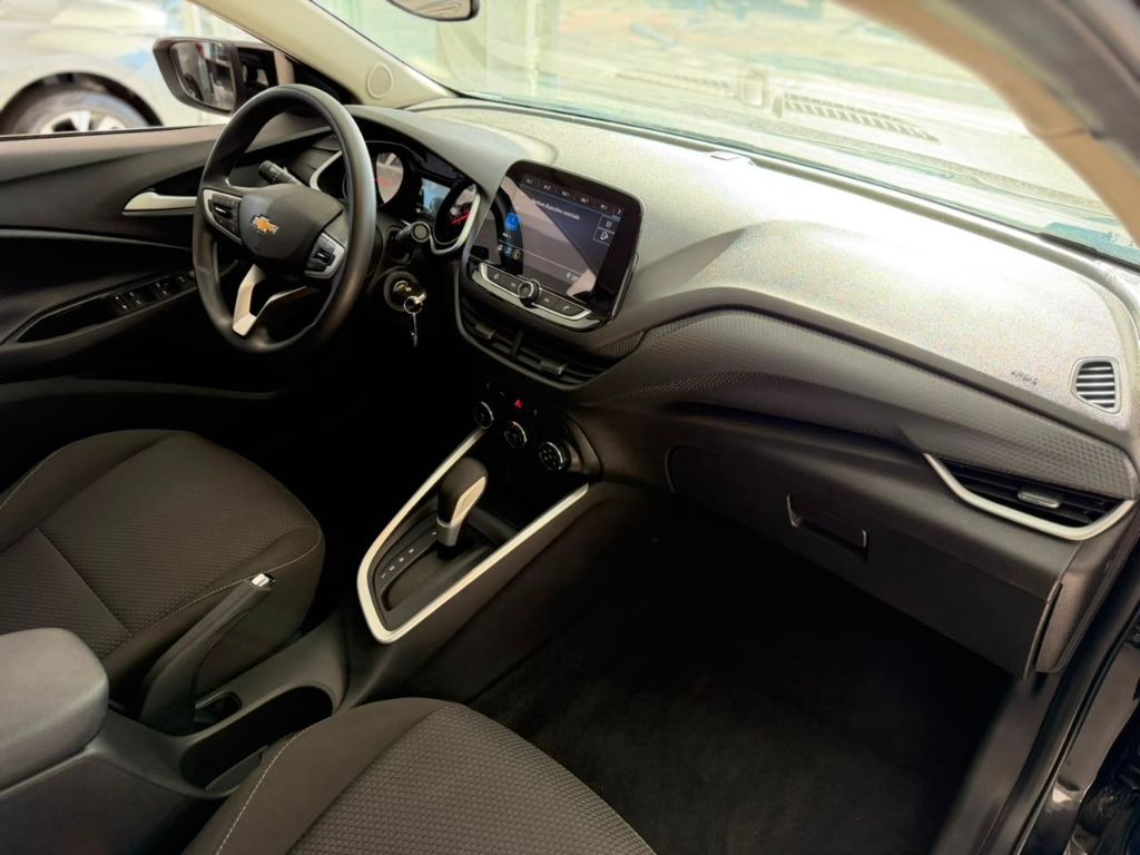 Onix SEDAN Plus LT 1.0 12V TB Flex Aut. — foto 13