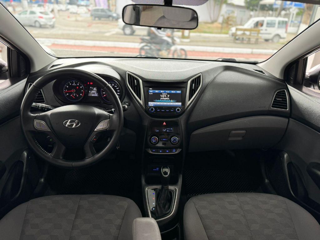 HB20S Premium 1.6 Flex 16V Aut. 4p — foto 8