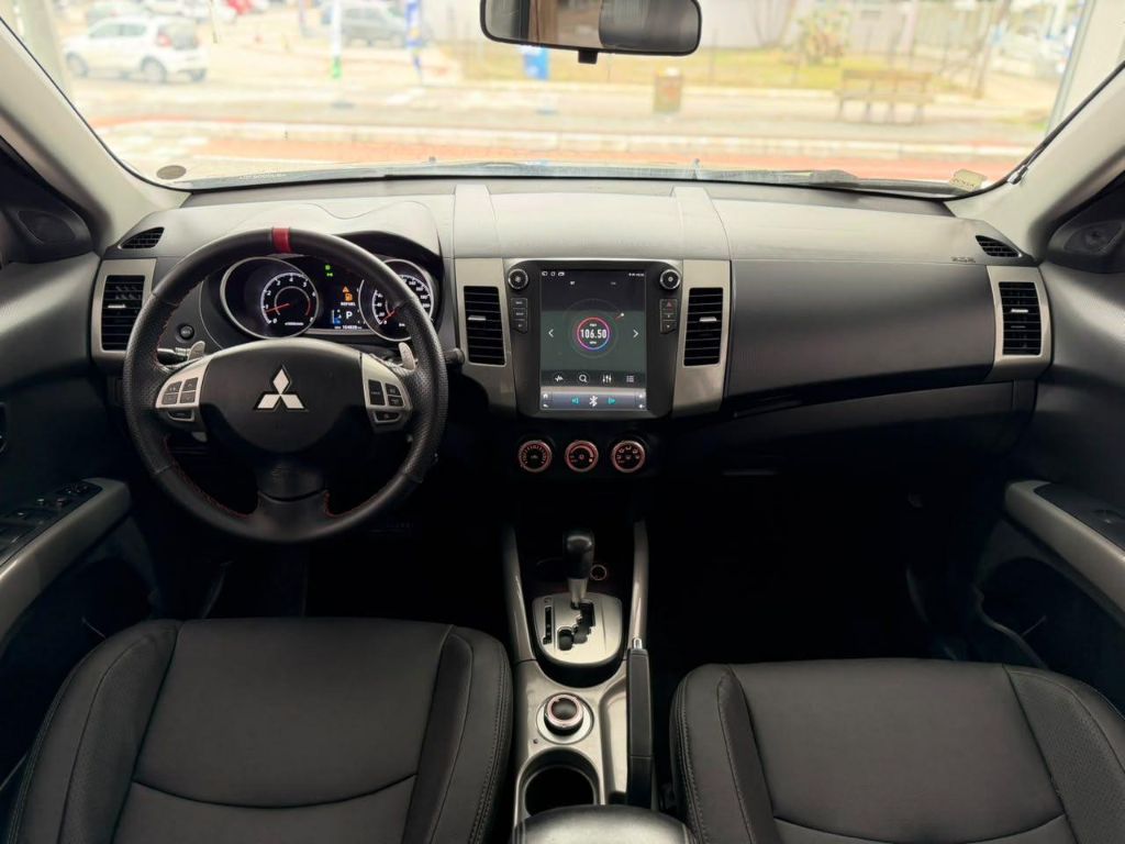 Outlander 3.0/ GT 3.0 V6 Aut. — foto 8
