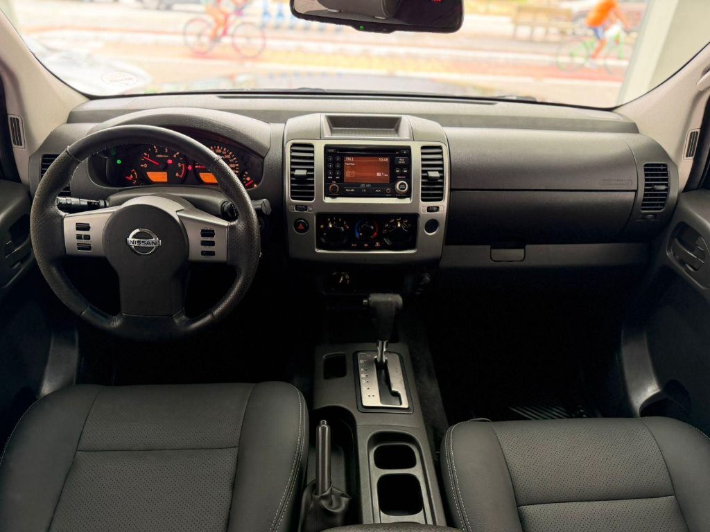 Frontier LE CD 4x4 2.5 TB Diesel Aut. — foto 8