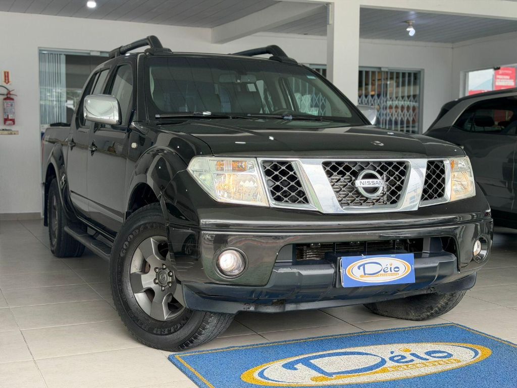 Frontier LE CD 4x4 2.5 TB Diesel Aut. — foto 1