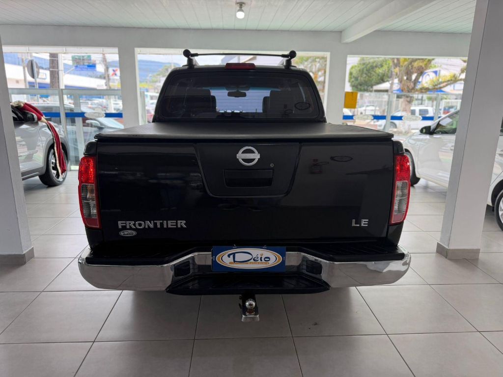 Frontier LE CD 4x4 2.5 TB Diesel Aut. — foto 10