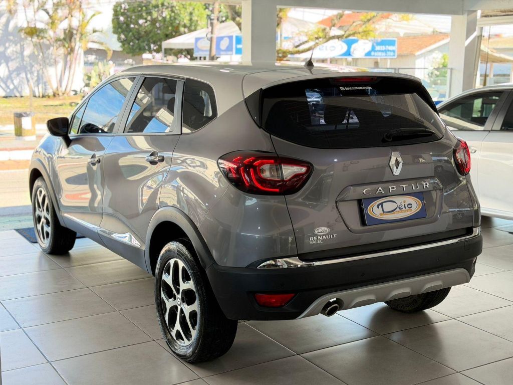 Captur Intense Bose 1.6 16V Flex 5p Aut. — foto 10