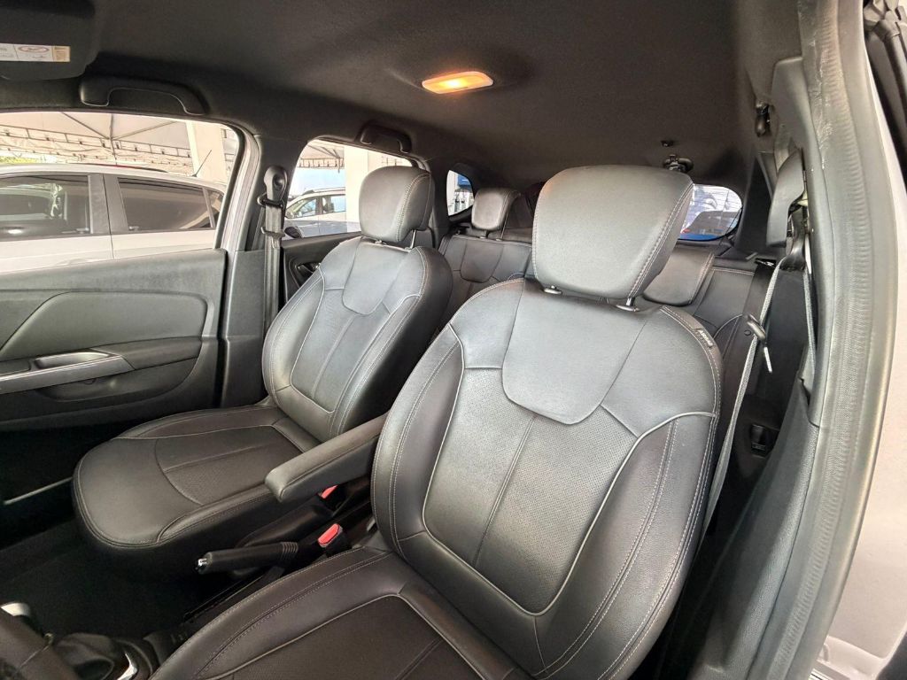 Captur Intense Bose 1.6 16V Flex 5p Aut. — foto 6