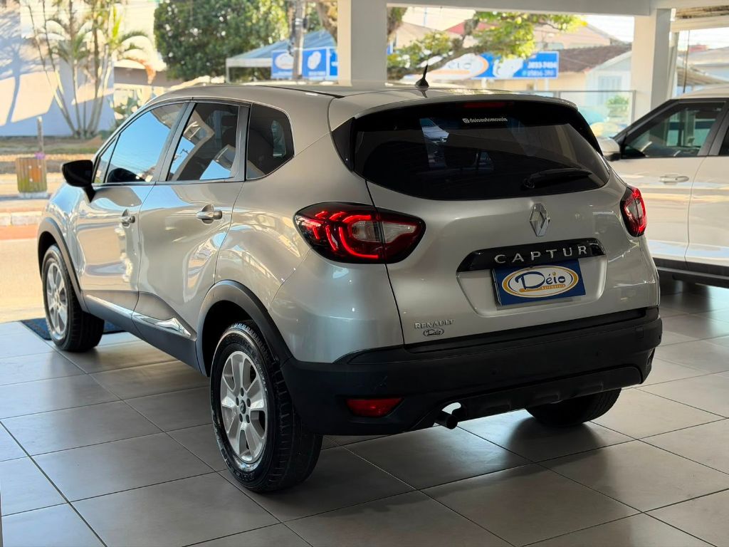 Captur Life 1.6 16V Flex 5p Aut. — foto 9