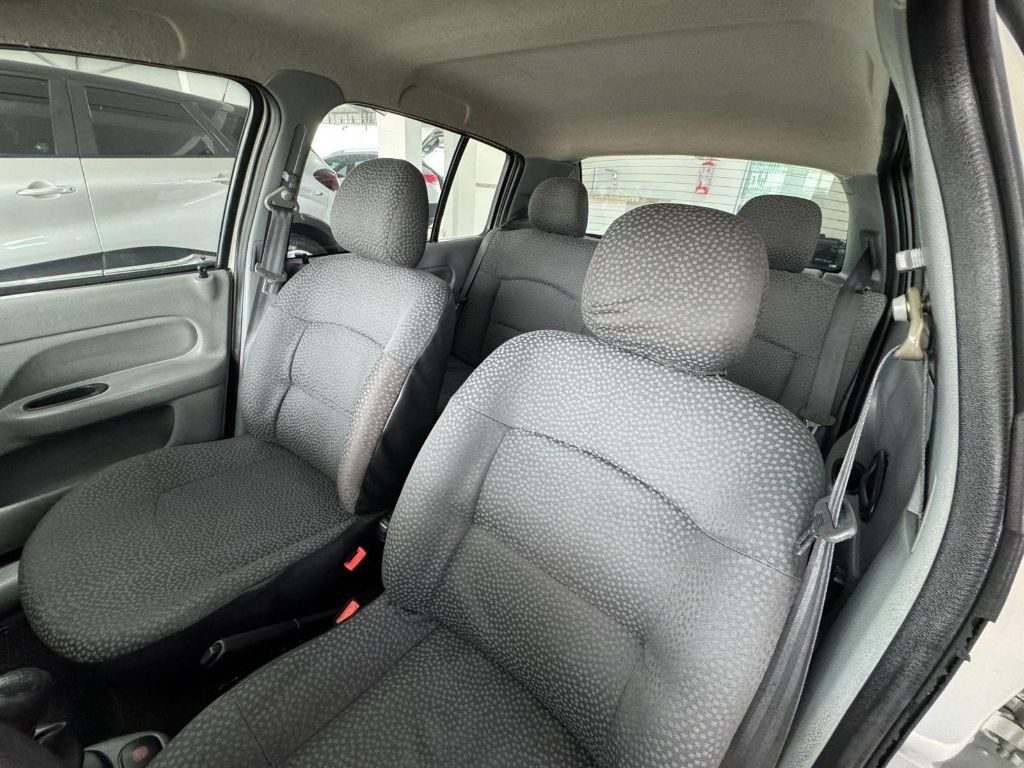 Clio Campus Hi-Flex 1.0 16V 5p — foto 6