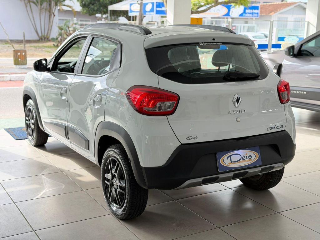 Kwid OUTSIDER 1.0 Flex 12V 5p Mec. — foto 10