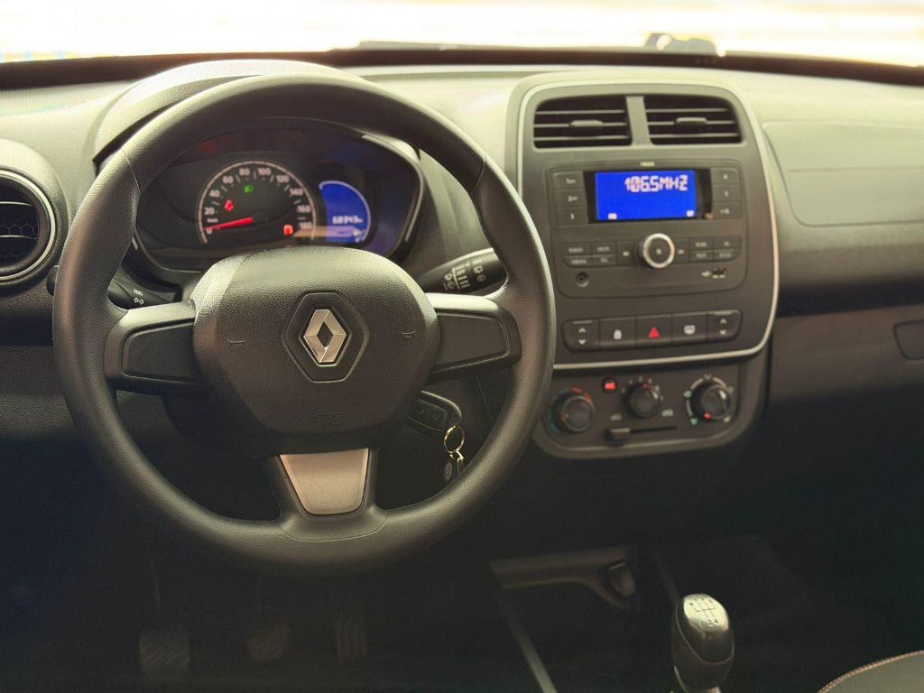 Kwid Zen 1.0 Flex 12V 5p Mec. — foto 9