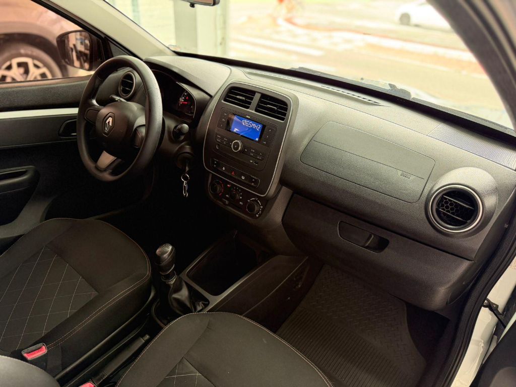Kwid Zen 1.0 Flex 12V 5p Mec. — foto 13