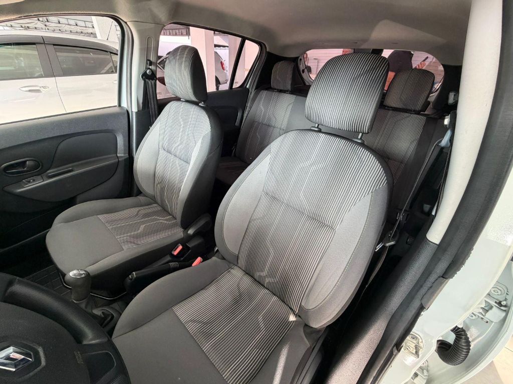 Sandero Authentique Flex 1.0 12V 5p — foto 6