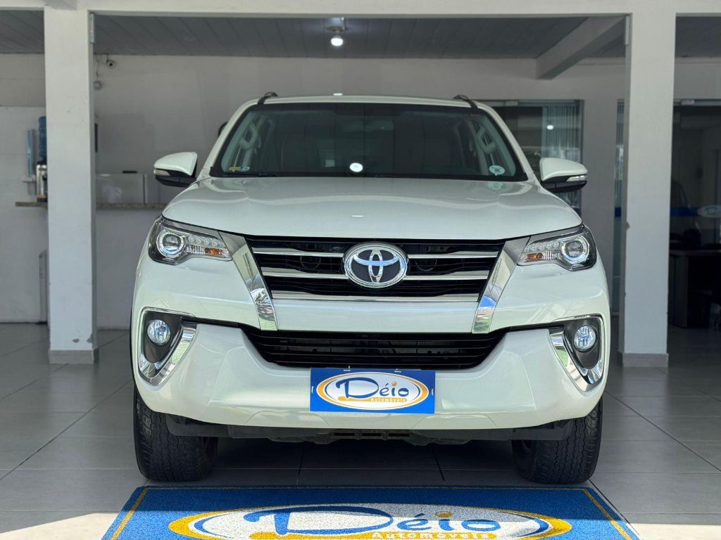 Hilux SW4 SRX 4x4 2.8 TDI 16V Dies. Aut. — foto 3