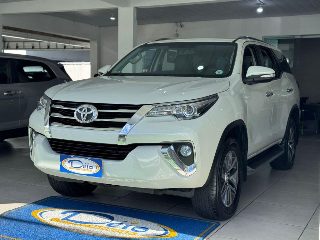 Hilux SW4 SRX 4x4 2.8 TDI 16V Dies. Aut. — foto 4