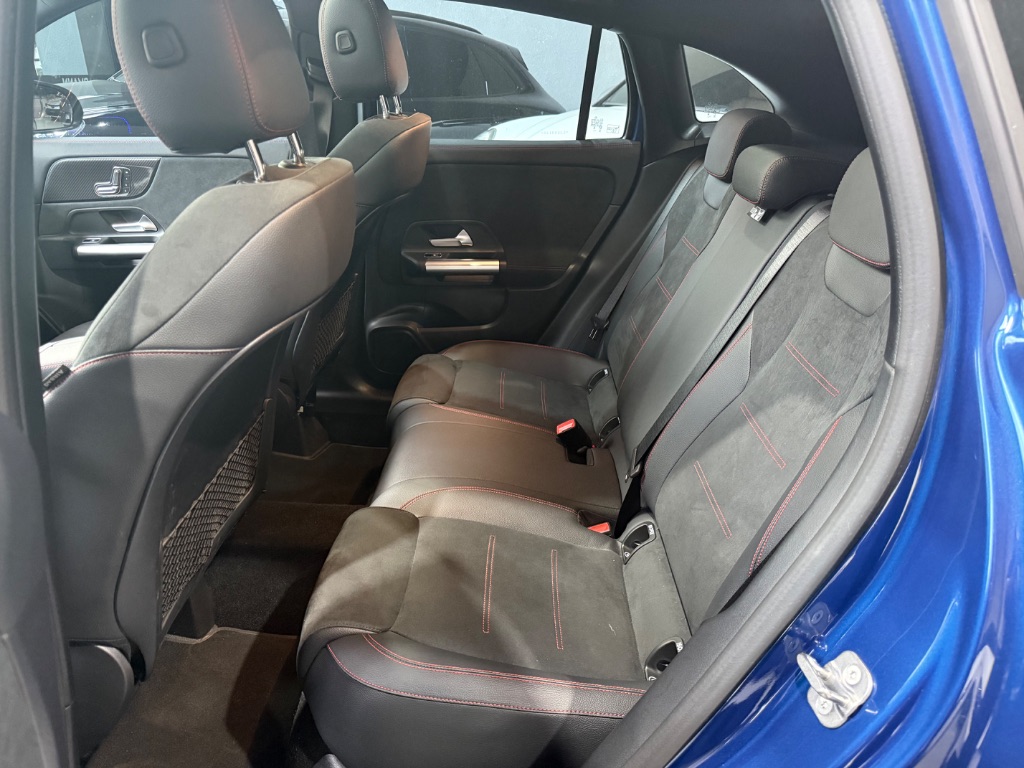 GLA-200 AMG Line 1.3 16V TB Aut.(Híb.) — foto 9