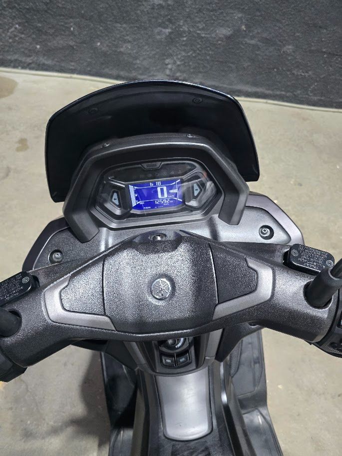 NMAX Connected 160 ABS — foto 4