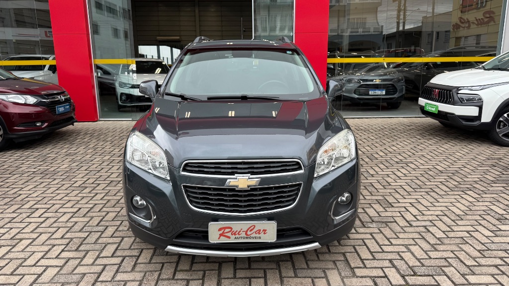 TRACKER LTZ 1.8 16V Flex 4x2 Aut. — foto 5