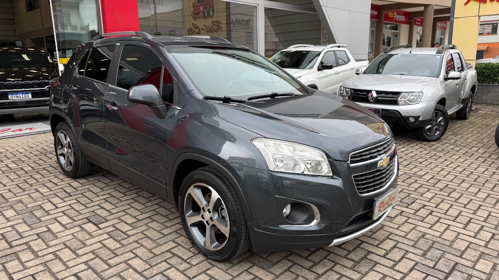 TRACKER LTZ 1.8 16V Flex 4x2 Aut. — foto 2