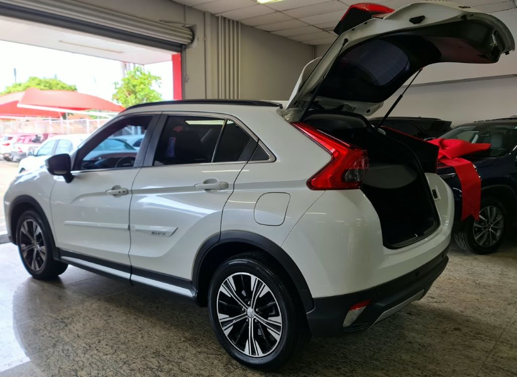 Eclipse Cross HPE-S 1.5 16V AWC TB 165cv Aut. — foto 7