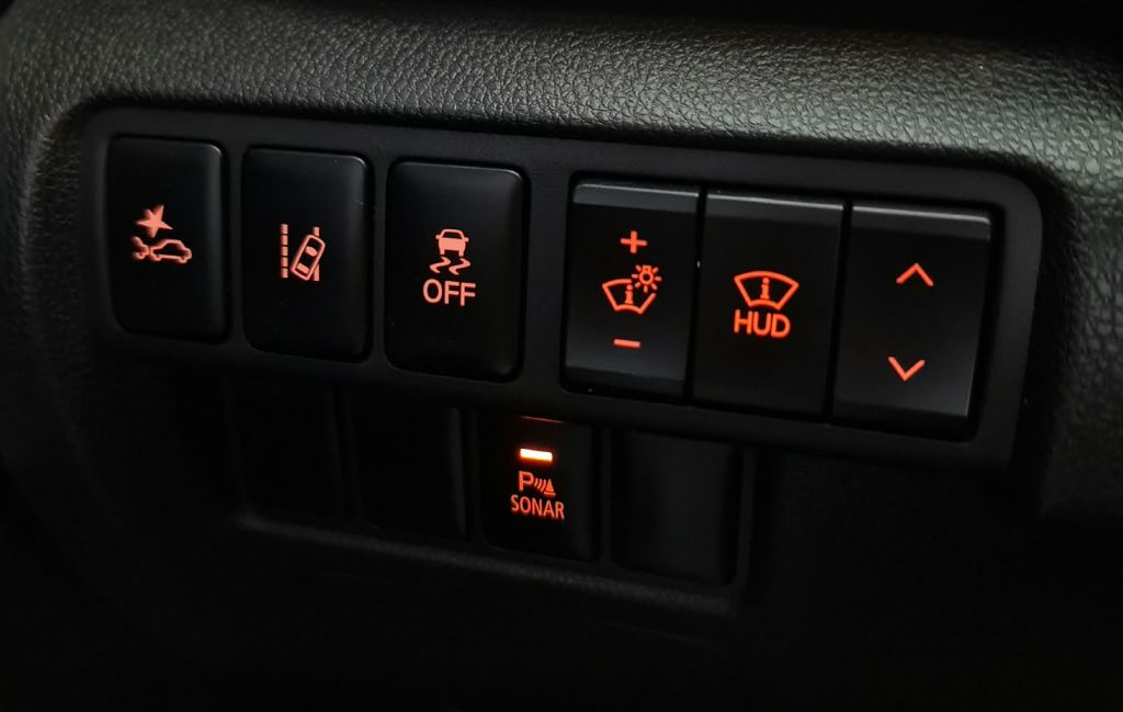 Eclipse Cross HPE-S 1.5 16V AWC TB 165cv Aut. — foto 18