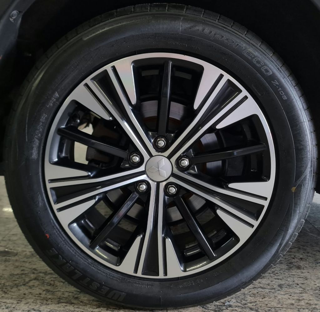 Eclipse Cross HPE-S 1.5 16V AWC TB 165cv Aut. — foto 27